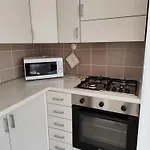 Casa Piano Terra Di *